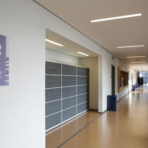 staring-college06-klein